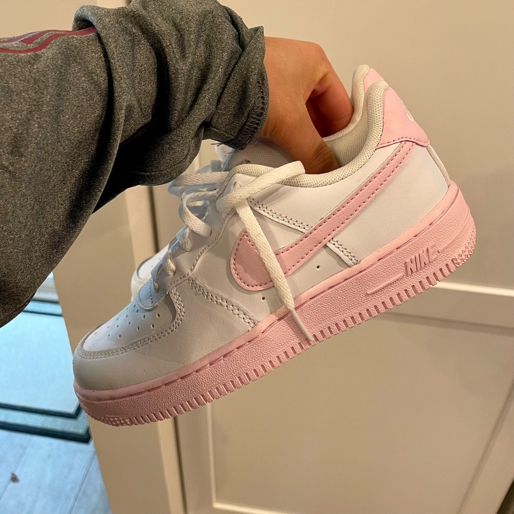 SOLD NWOT Nike Air Force 1